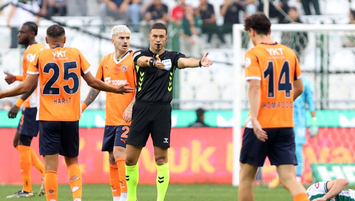 basaksehirden isyan turk futbolu bu mhk ile devam edemez nKWg8iy3