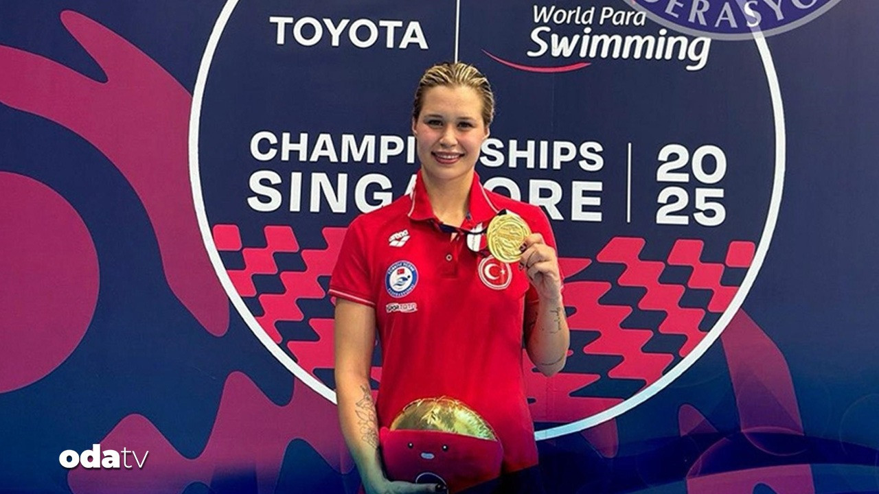 defne kurt 5 kez dunya sampiyonu oldu miOy3hTp