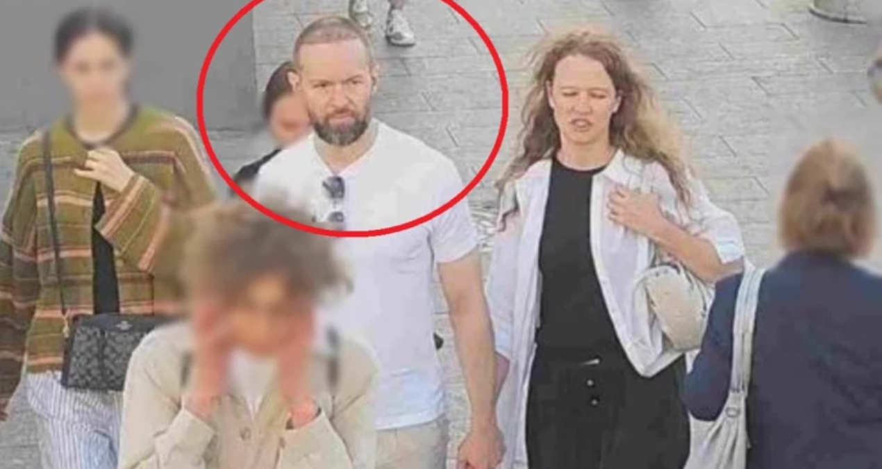 dunyanin en cok aranan adami once sac ektirdi sonra sevgilisiyle gezdi 9w5iTZSW