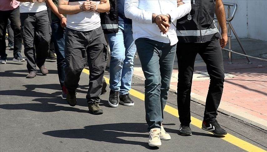 izmirde 5 polisi yaralayan 6 supheli tutuklandi ydETlrI9