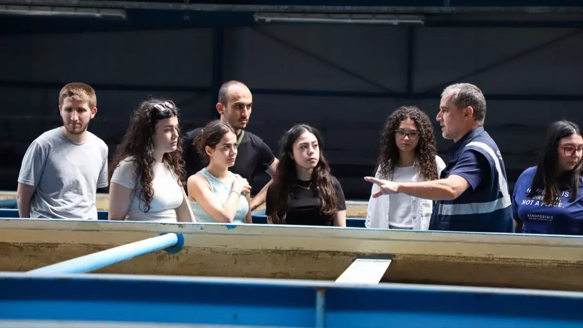 tip ogrencileri atik su tesislerini ziyaret etti EaunlpfB