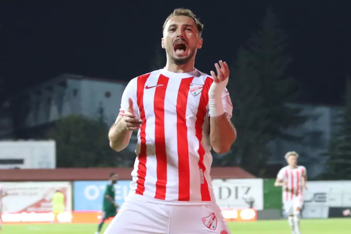 1 lige damga vuran adam 9 macta 10 gole katki aGzYq73C