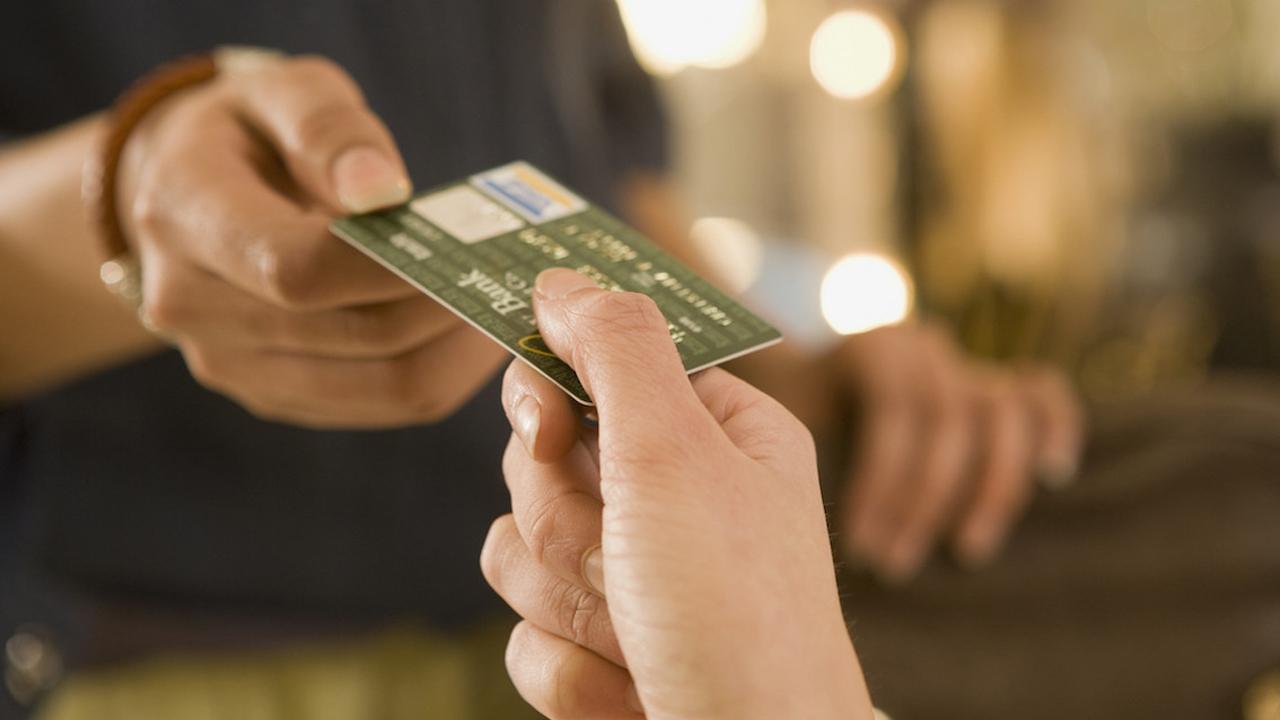 bildirime tiklayan yandi bilgilerinizi sifrenizi ve paranizi caliyorlar B63jvZRJ