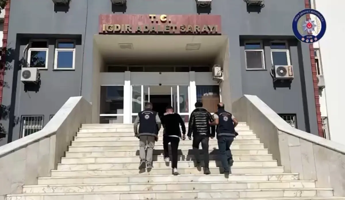 igdirda duzensiz gocmen operasyonu 10 afgan yakalandi edaD8yP1.jpg