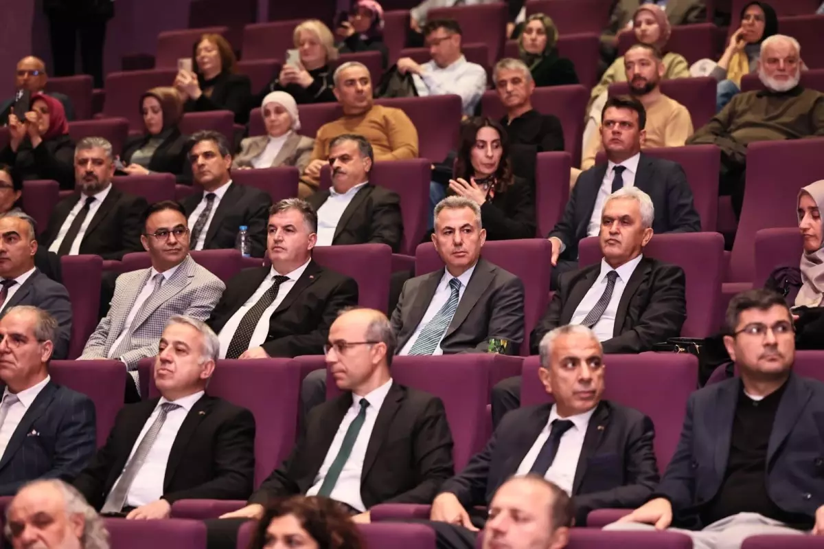 İzmir’de ‘Hind Rajab’ın Sesi’ Filminin Özel Gösterimi Gerçekleşti