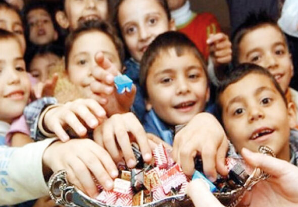 eski-bayramlardaki-o-kalabalik-sofralar-tarih-oldu-tuik-verileri-sarsiyor-iste-teni-turkiye-bvhsWGqd